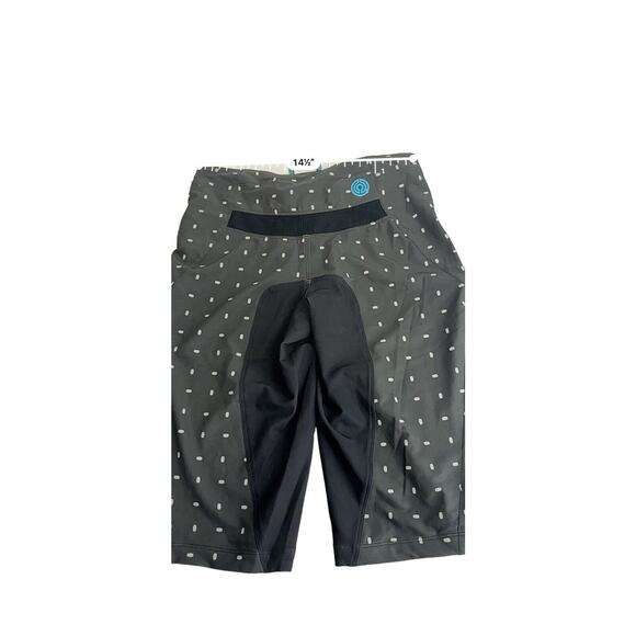 ONE HUNDRED PERCENT 100% Women's Skylar Airmatic Cycling Shorts - Picture 4 of 11